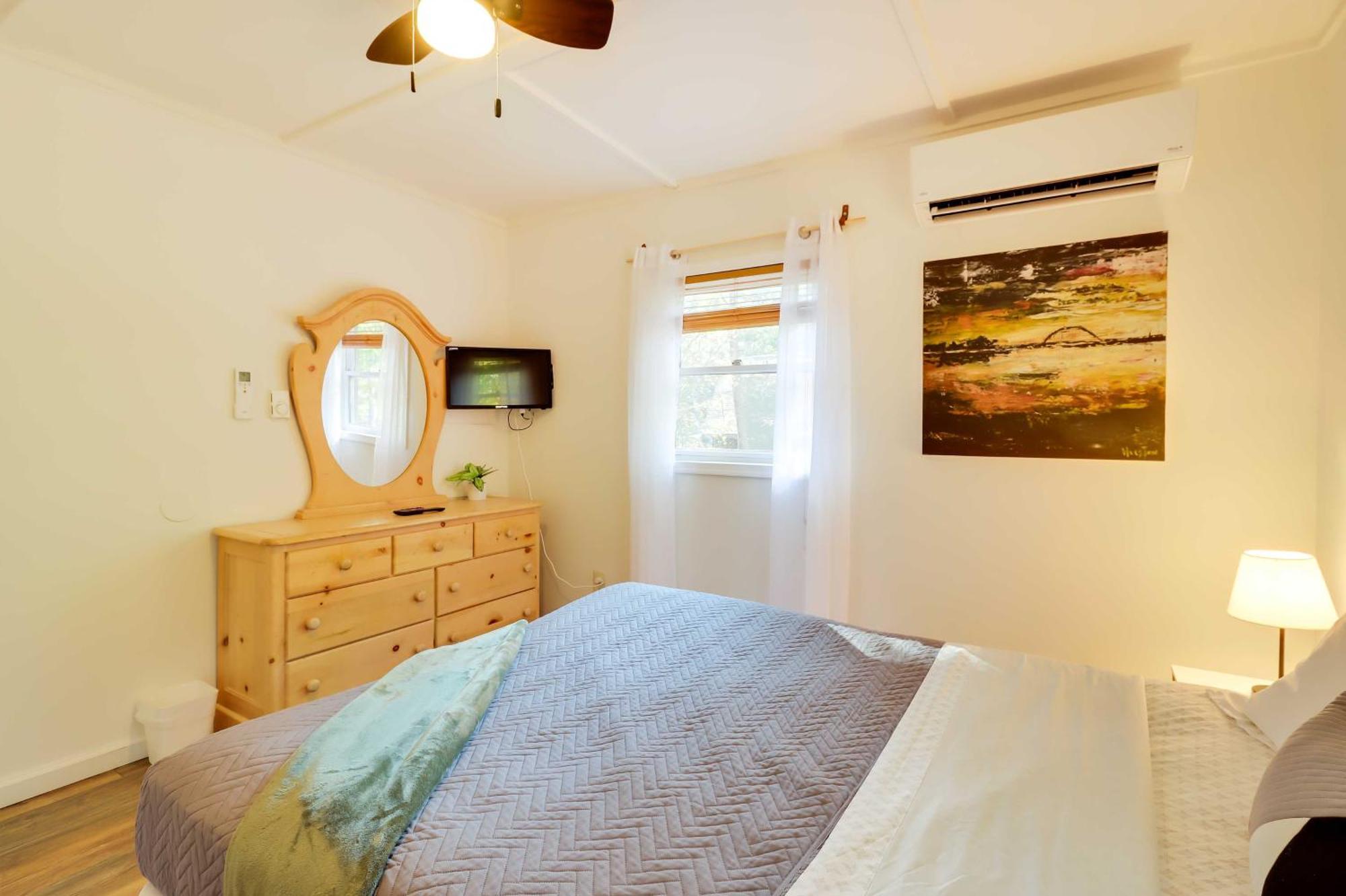 Poconos Ski Retreat With Sauna, Hot Tub, And Game Room 莱克哈莫尼 外观 照片